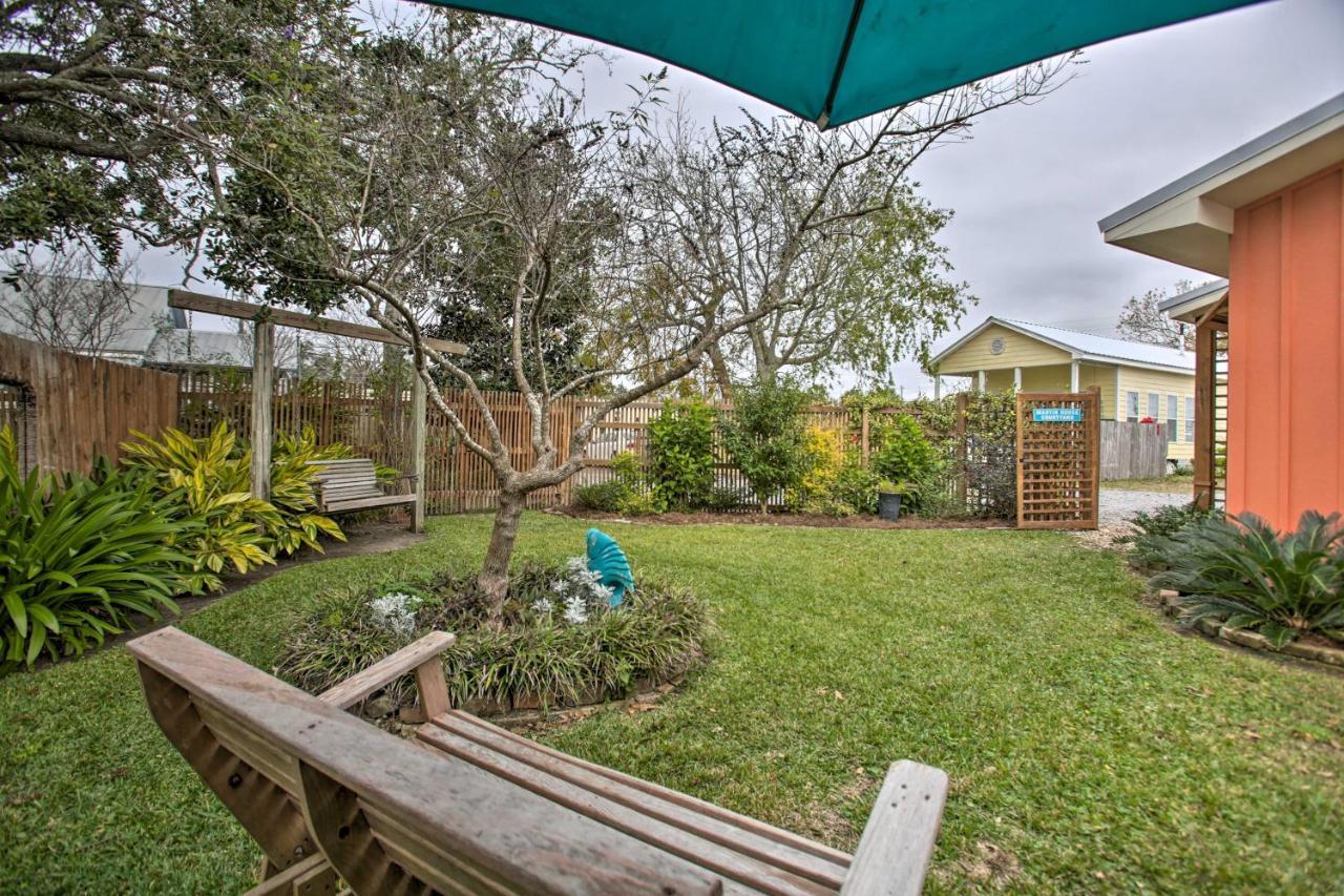 Apartmán Old Town Getaway, Walk To Shopping, Dining, And Bay! Bay St. Louis Exteriér fotografie