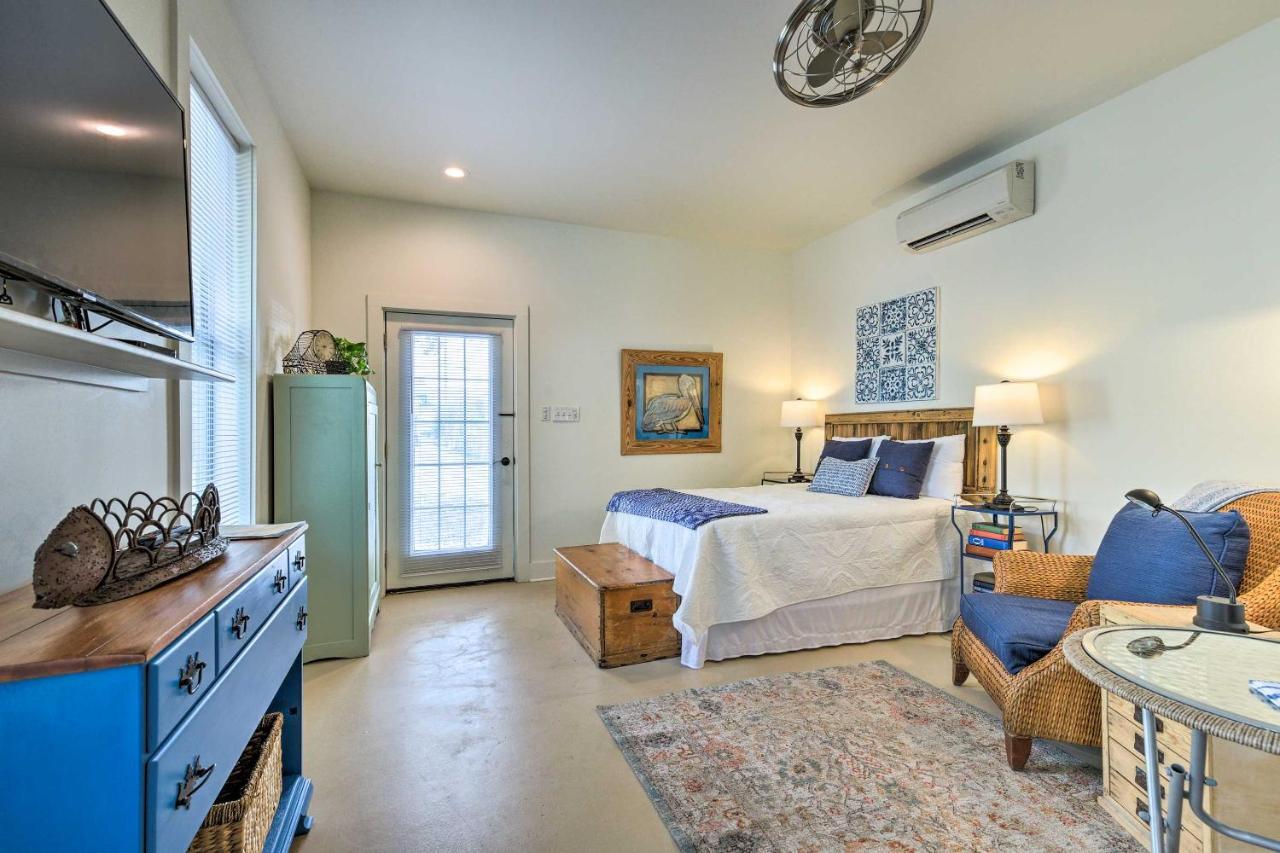 Apartmán Old Town Getaway, Walk To Shopping, Dining, And Bay! Bay St. Louis Exteriér fotografie